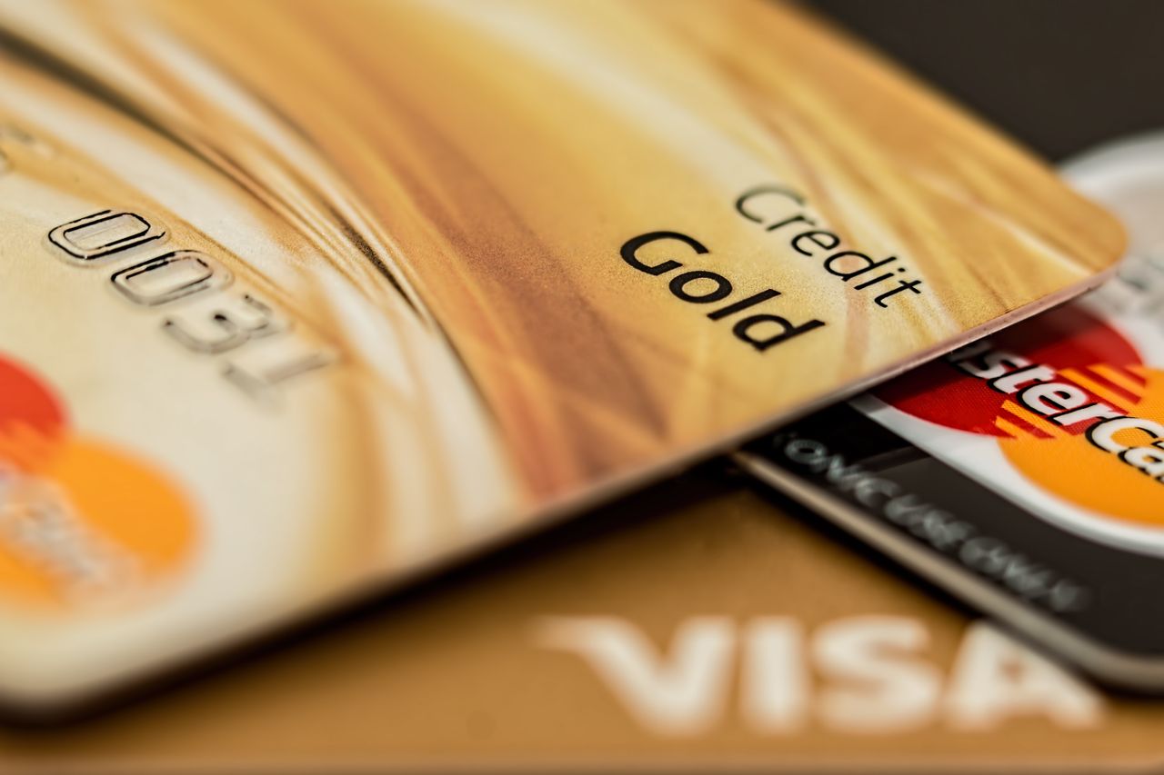 Credit card resting on a statement, illustrating interest and APR charges